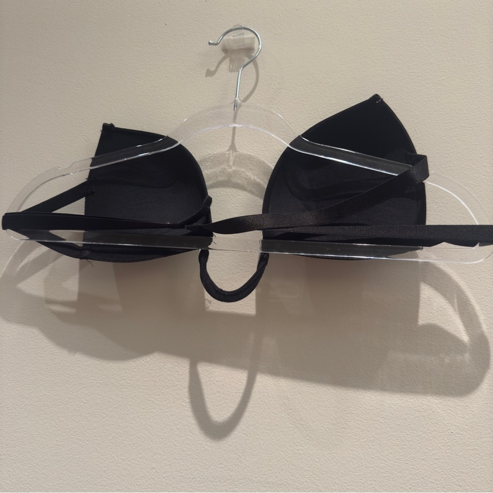 Strapless Low Dip Bra Black - Picture 2 of 6